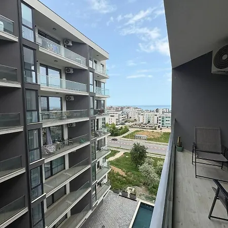 Luna Apartment *